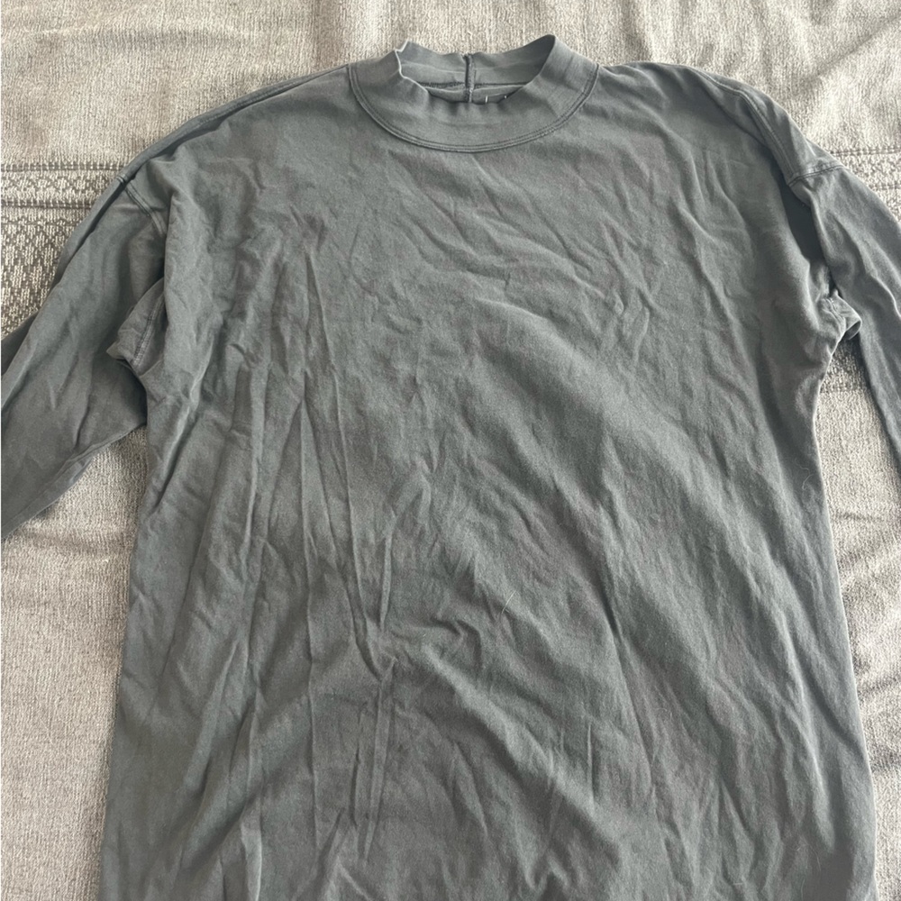 Wee the free weathered grey high neck long sleeve.